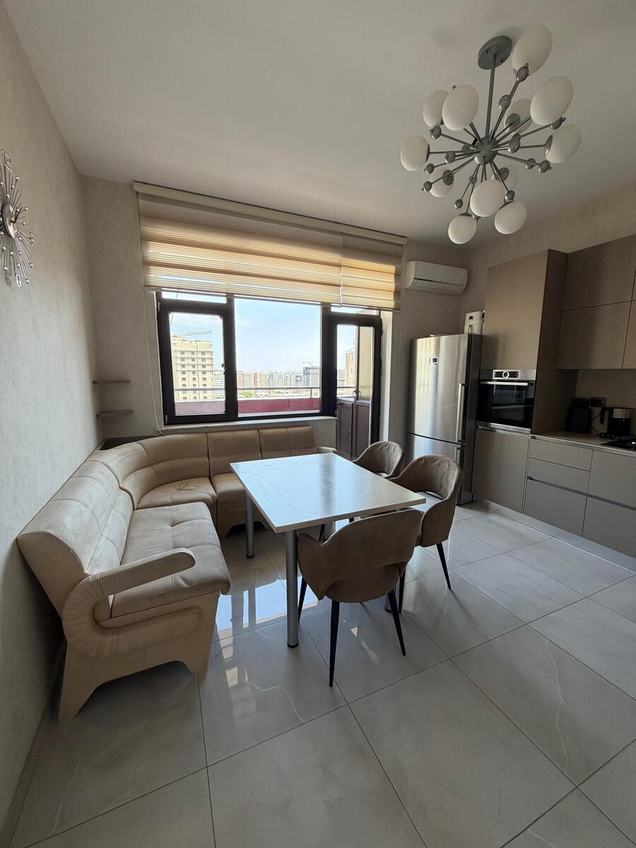 Satılır 2 otaqlı yeni tikili 100 m² — Mənzil, Bakı (5)