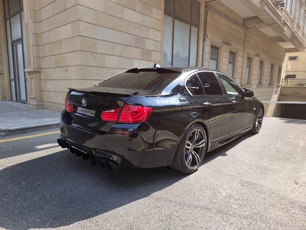 BMW 528, 2.0 L, 2013 il, 260 000 km — Avtomobillər, Bakı (4)