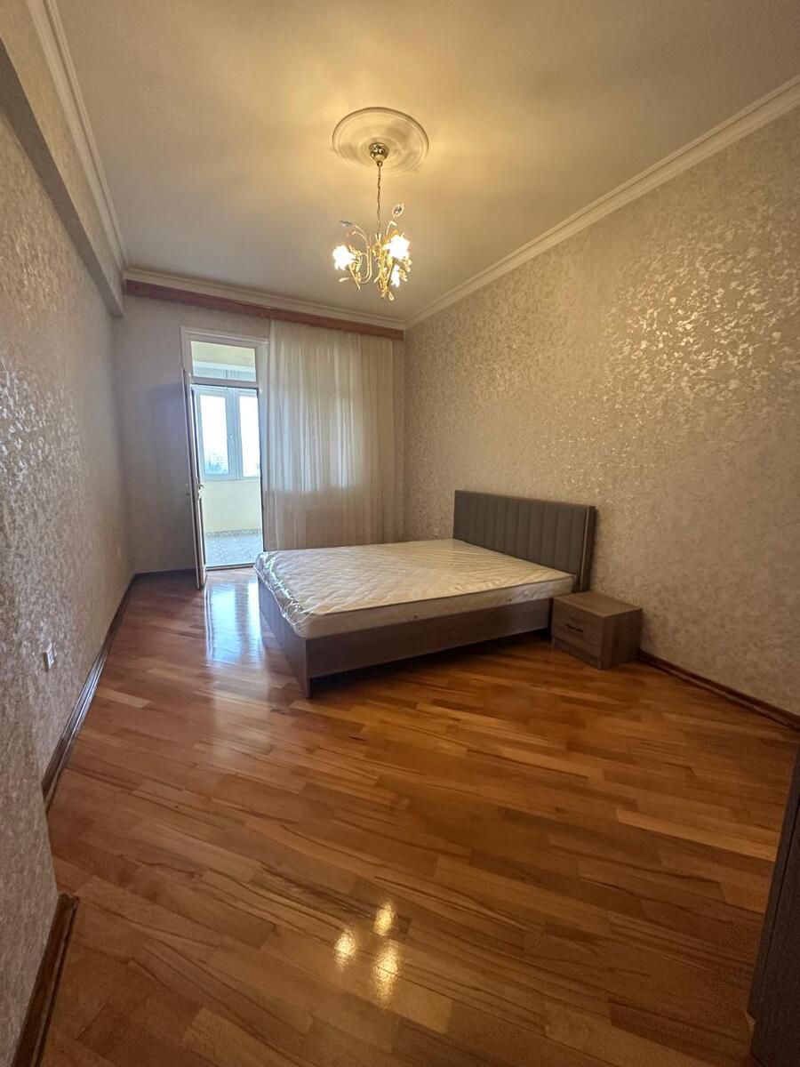 3-otaqlı yeni tikili kirayə verilir, İnşaatçılar m., 132 m² — Daşınmaz əmlak, Bakı (7)