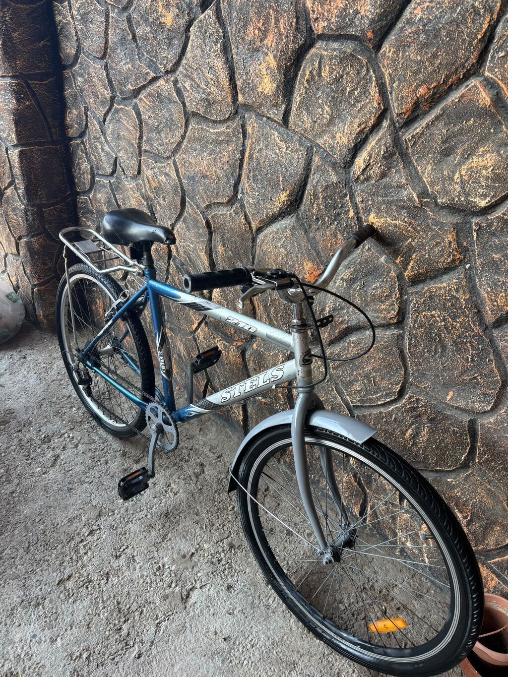 İşlənmiş Şəhər velosipedi Stels, 26", sürətlərin sayı: 1, Ünvandan götürmə — Velosipedlər, Saray (5)