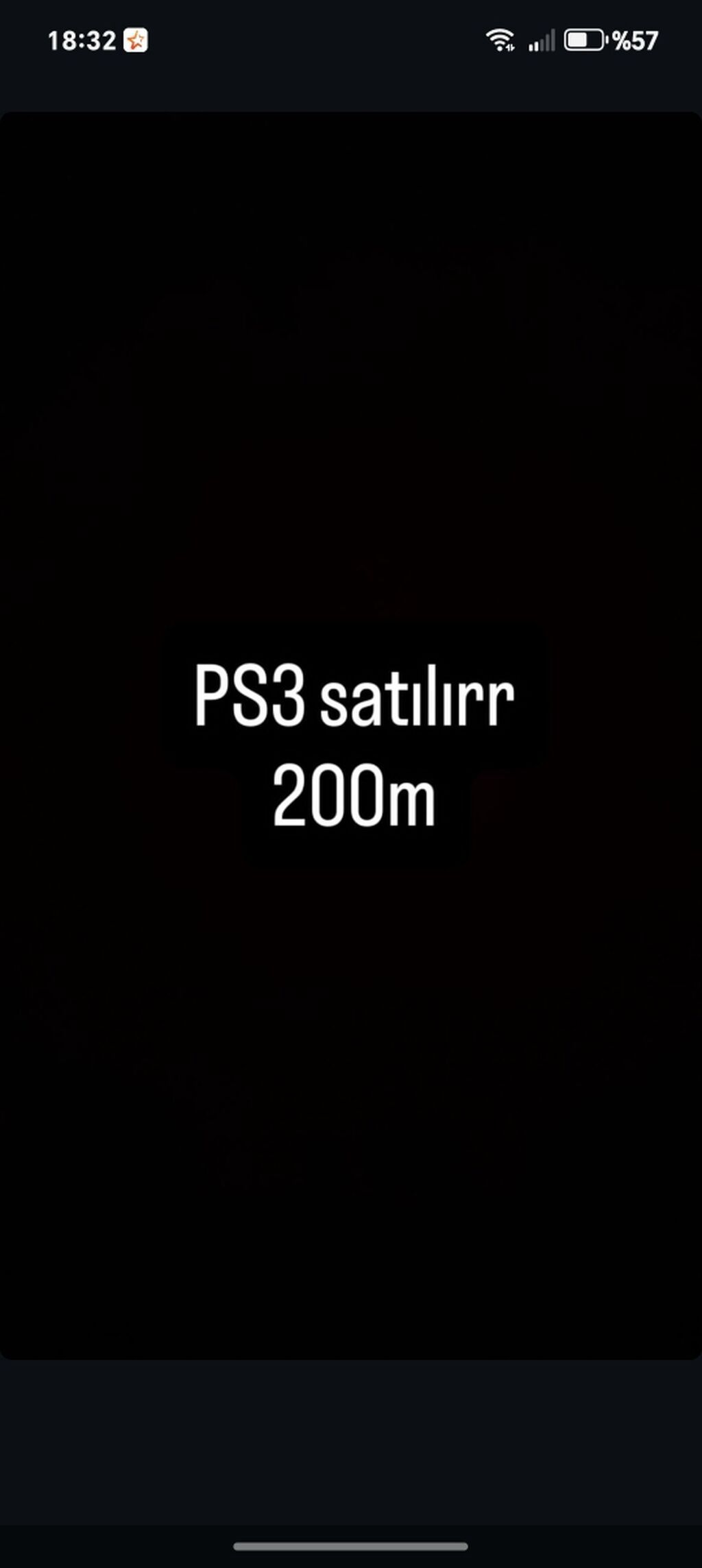 PS3 oyun konsolu satılır — 200 m. Ideal vəziyətdedir 2 pult 500 gb