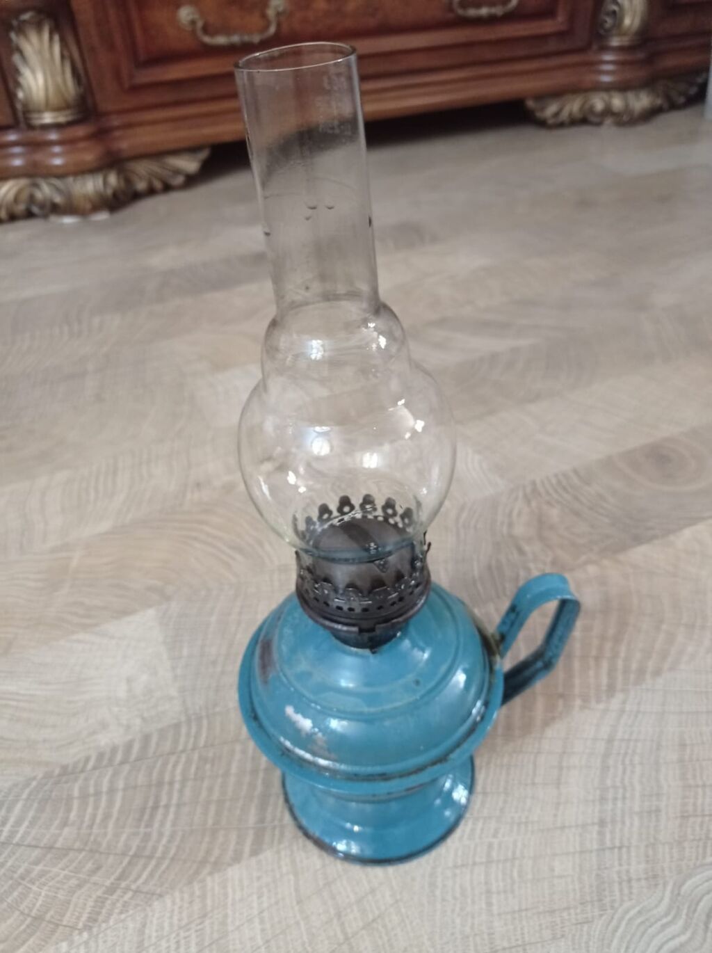 Məhsul: Klassik neft lampası (şüşə baca ilə) Təsvir: - Mavi metal — Mallar, Bakı