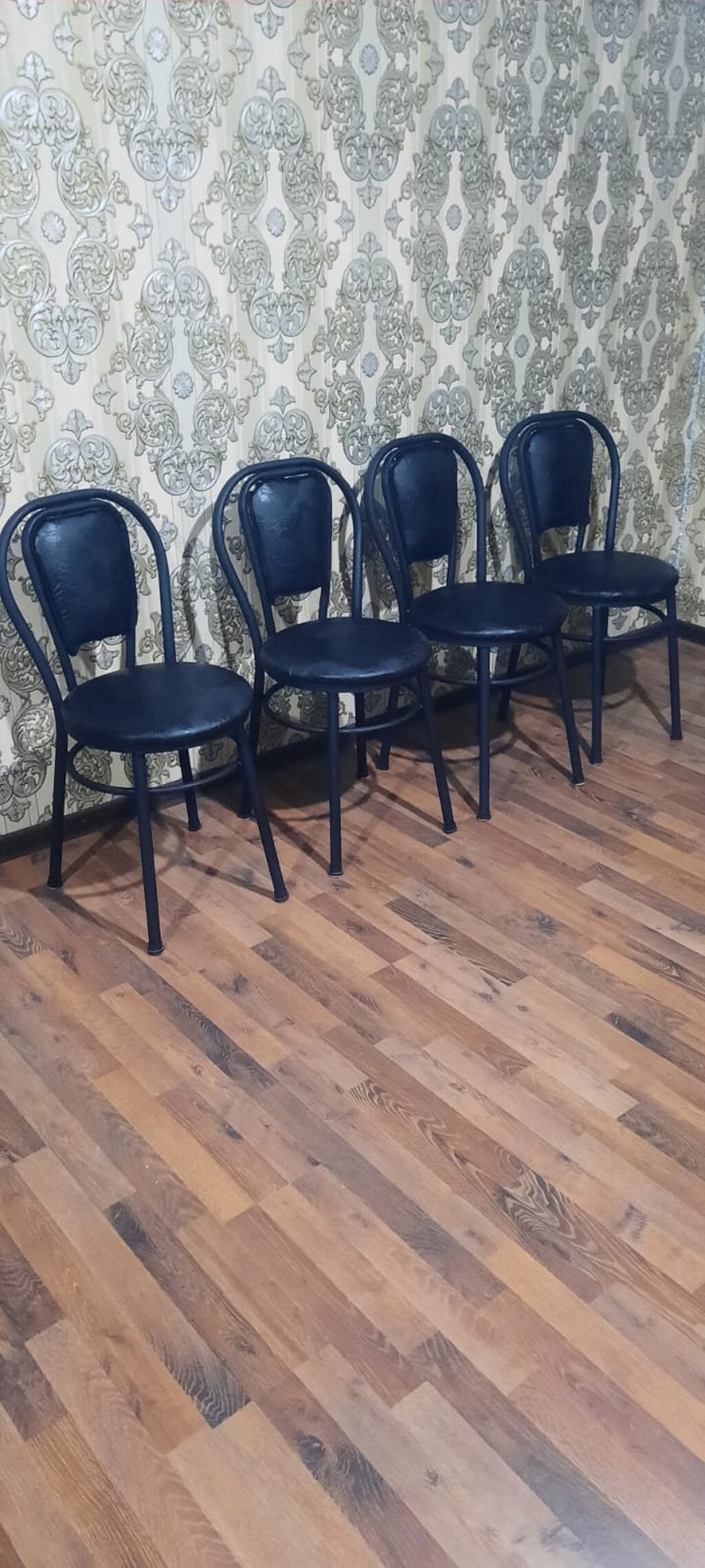 Mətbəx üçün 4 ədəd dəmir karkaslı, dəri oturacaqlı stul dəsti — Stullar, Bakı