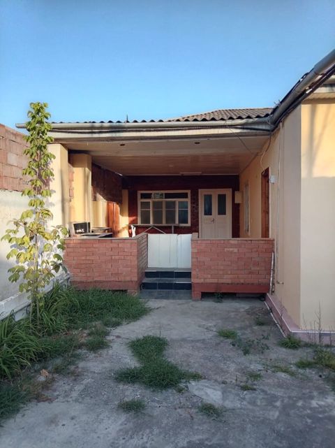 4 otaqlı, 110 kv. m, Orta təmir