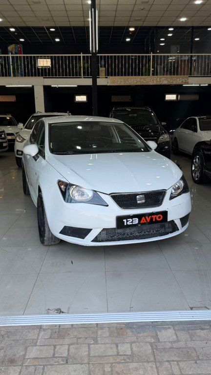 SEAT Ibiza, 1.6 L, 2013 il, 296 000 km