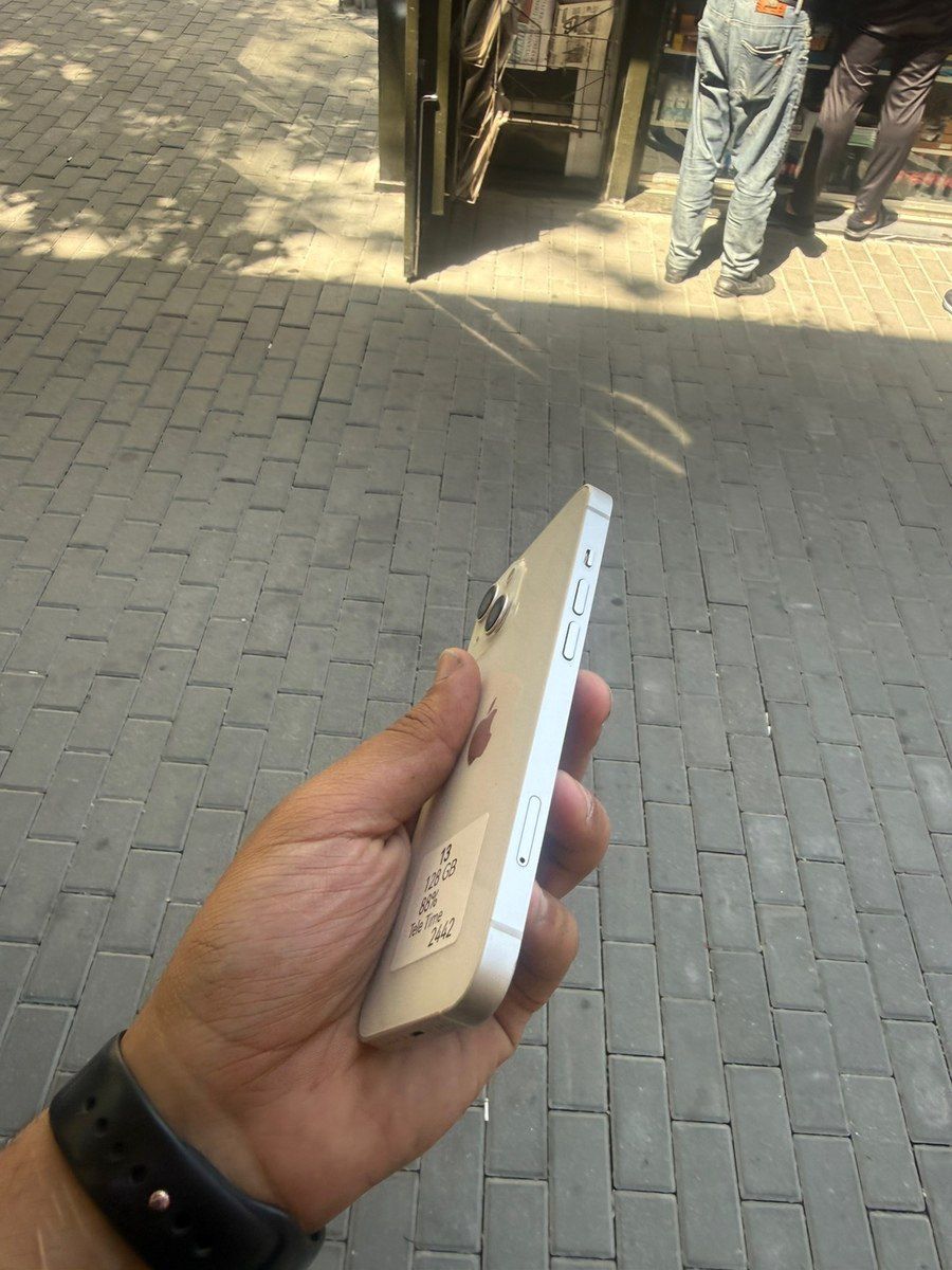 Apple iPhone 13 Starlight 128GB/4GB — Mallar, Bakı (3)