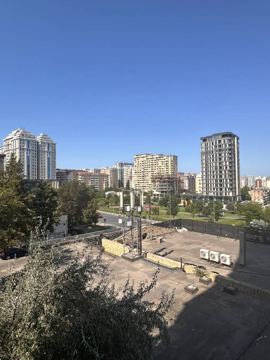 Satılır 3 otaqlı köhnə tikili 80 m² — Mənzil, Bakı (5)