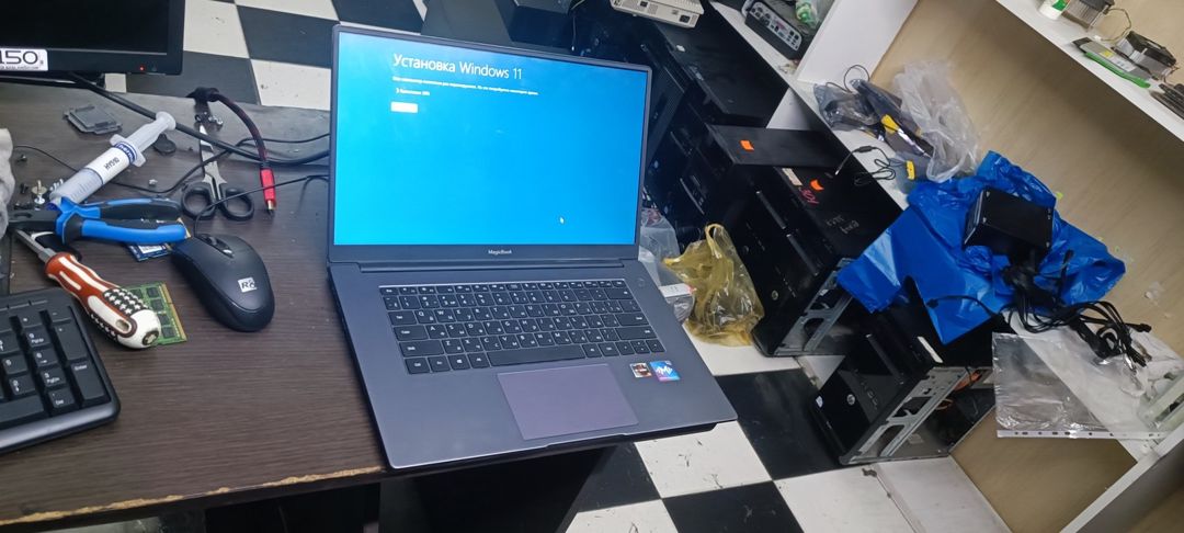 Huawei MagicBook — Ryzen 5 3500U, 8 GB RAM, 256 GB SSD — Lenovo, Bakı