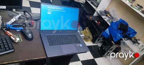 Huawei MagicBook — Ryzen 5 3500U, 8 GB RAM, 256 GB SSD — Bakı