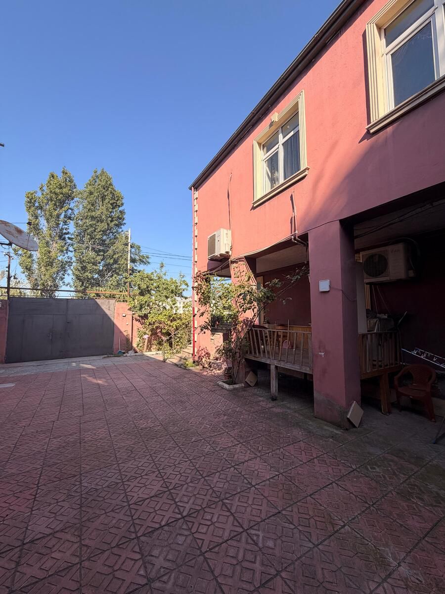 Satılır 8 otaqlı həyət evi/bağ evi 250 m² — Ev, villa, Bakı (3)