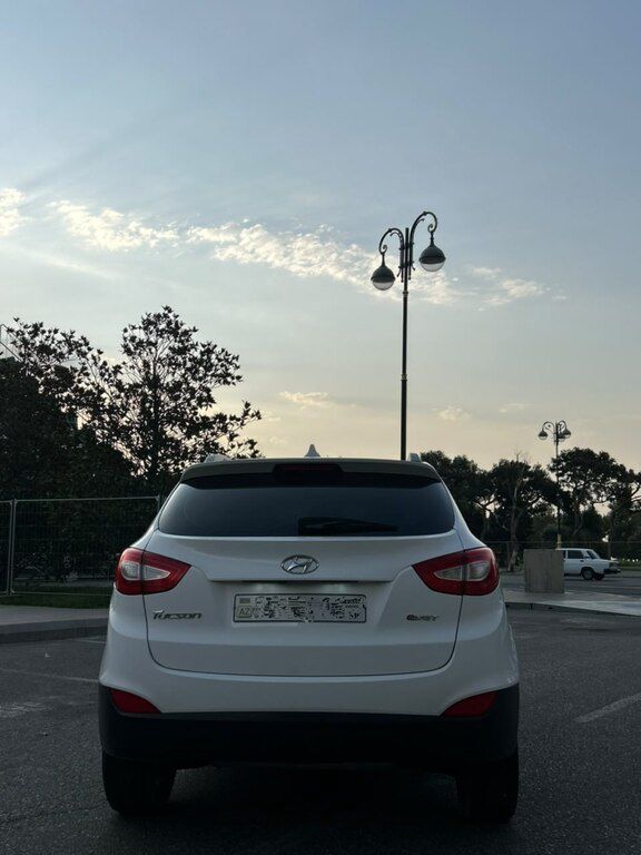Hyundai Tucson, 2.0 L, 2014 il, 197 000 km — Avtomobillər, Bakı (3)