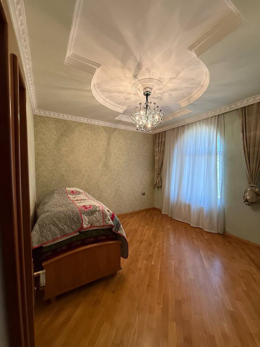 Satılır 5 otaqlı həyət evi/bağ evi 300 m² — Ev, villa, Bakı (12)