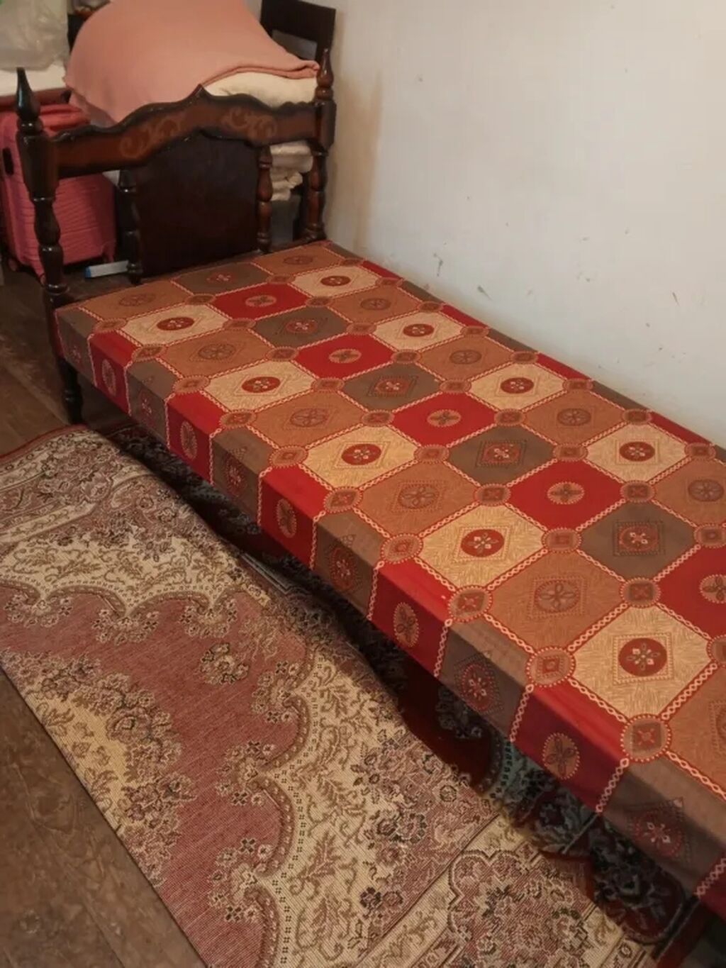 İşlənmiş, Təknəfərlik çarpayı, Siyirməsiz, Azərbaycan — Mebel, Xırdalan (2)