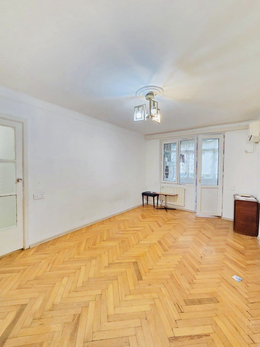 Satılır 2 otaqlı köhnə tikili 43 m² — Mənzil, Bakı (2)