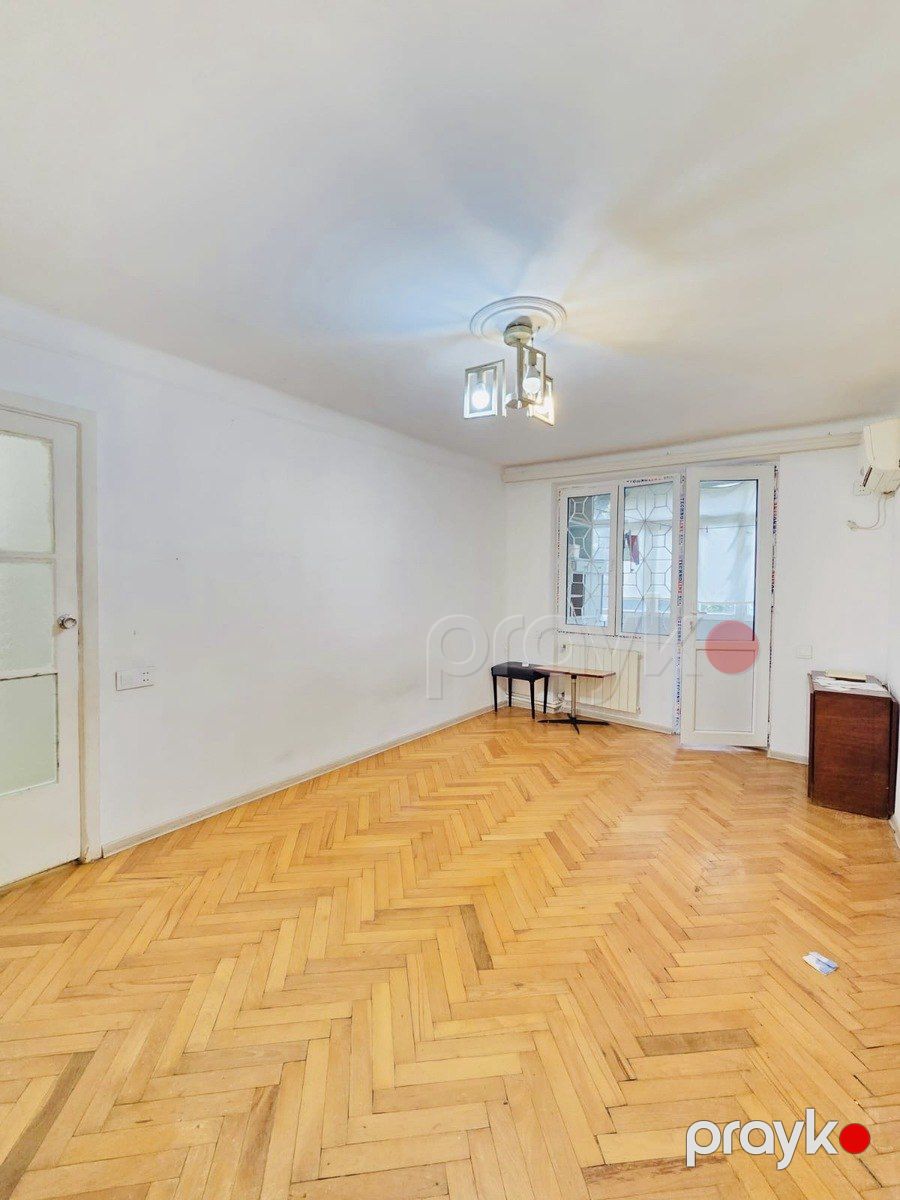 Satılır 2 otaqlı köhnə tikili 43 m² — Mənzil, Bakı (2)