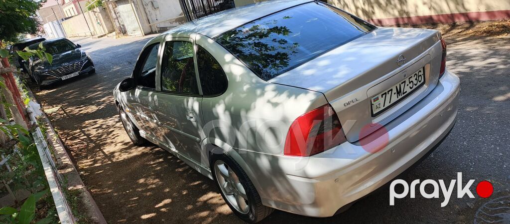 Opel Vectra: 1.8 l | 2001 il 317000 km Sedan — Avtomobillər, Bakı (9)