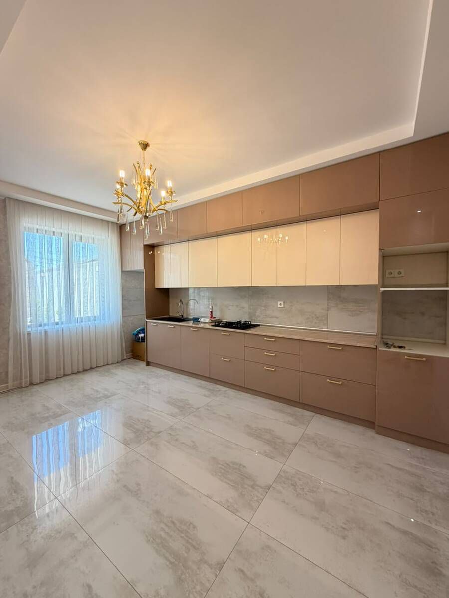 Satılır 5 otaqlı həyət evi/bağ evi 240 m² — Ev, villa, Bakı (11)