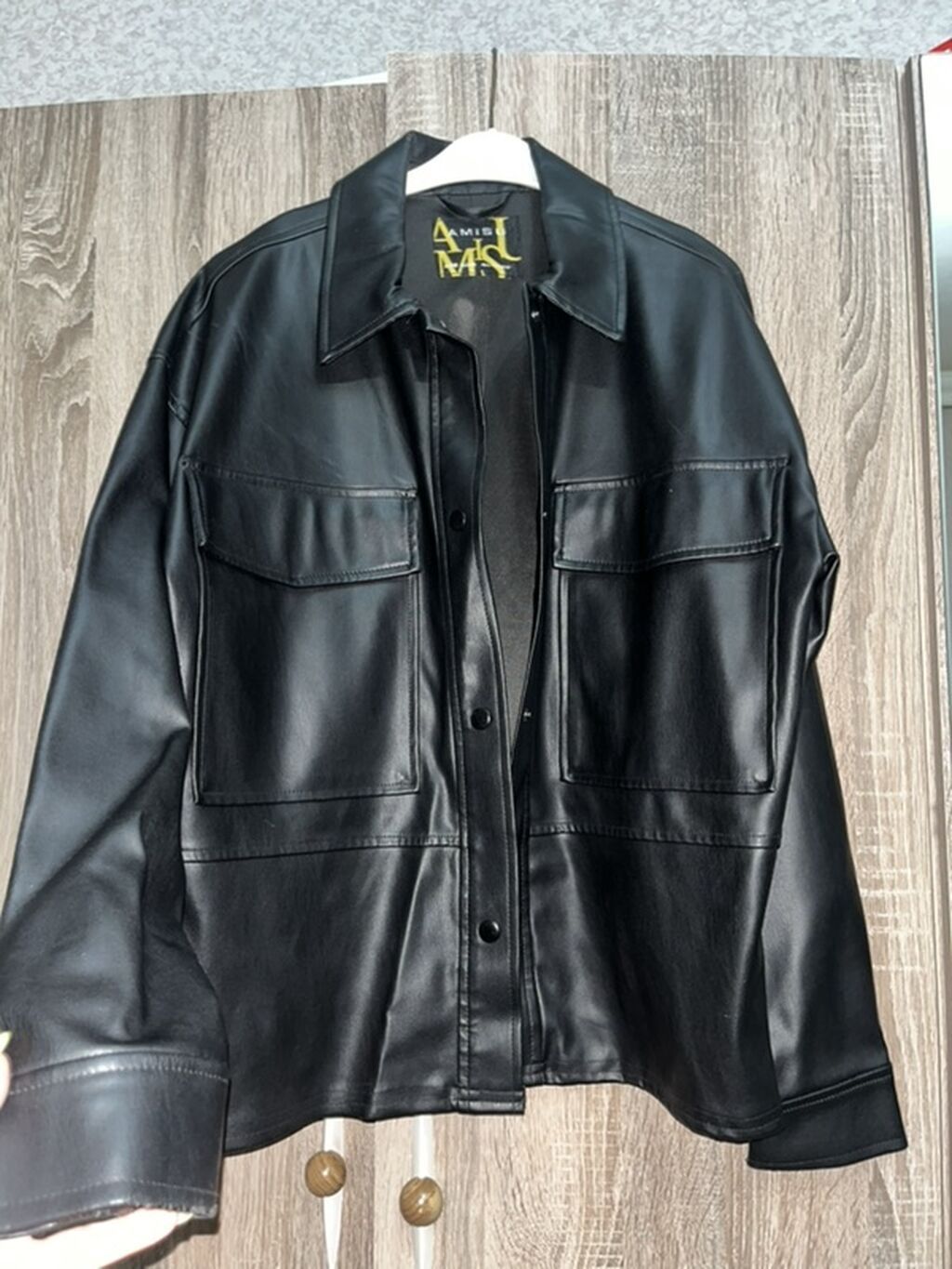 Qara dəri effektli oversize köynək-jaket NewYorkerdən alınıb — Şəxsi əşyalar, Bakı (2)