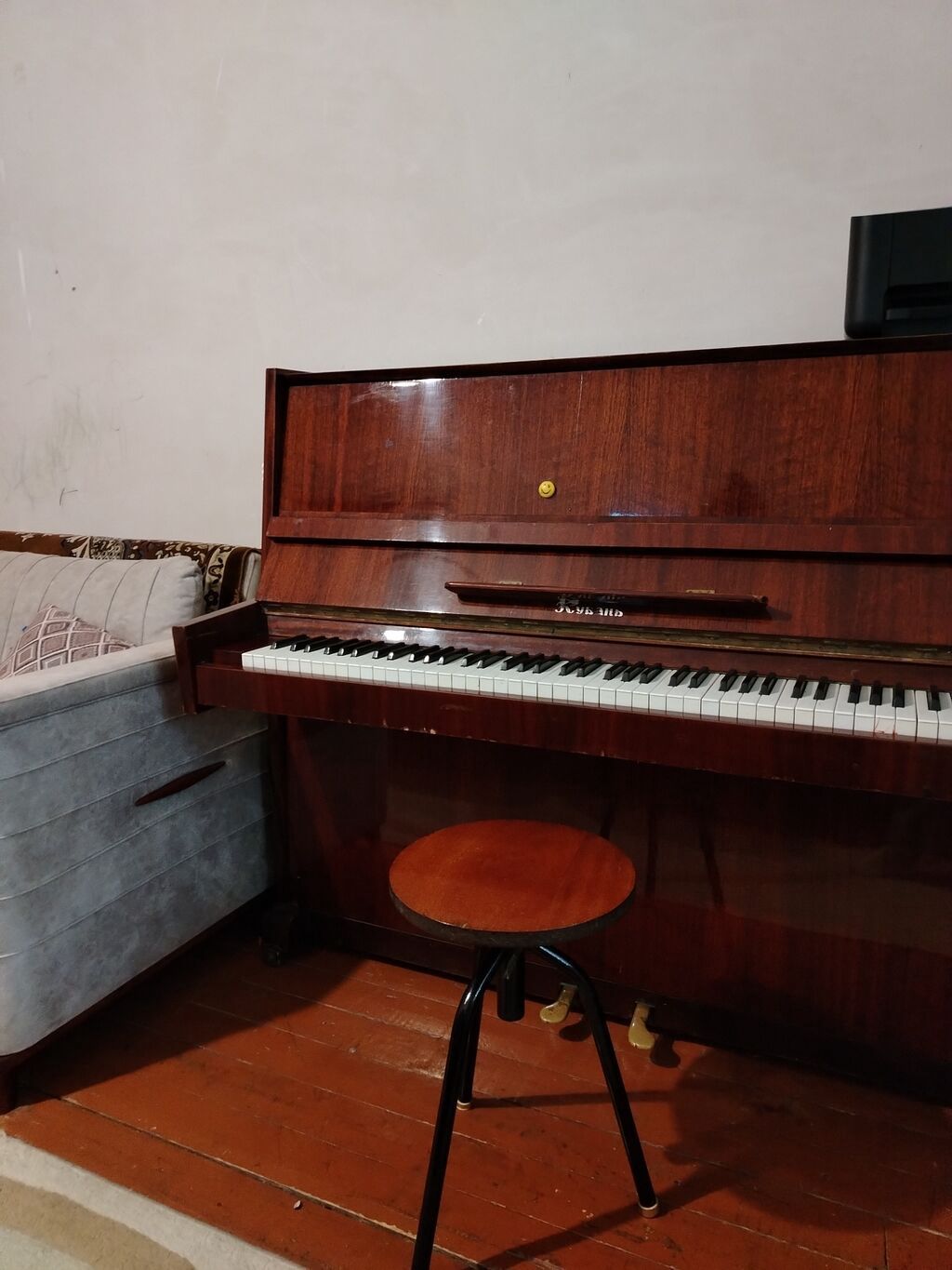 Akkustik vertikal piano –Kuban klassik qəhvəyi cilalı korpus, 88 — Musiqiə alətləri, Mingəçevir (2)