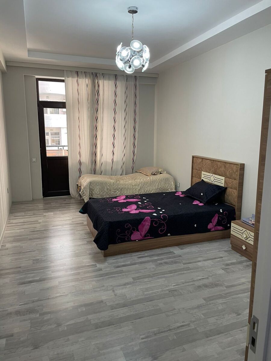İcarəyə verilir 4 otaqlı yeni tikili 190 m² — Mənzil, Bakı (4)