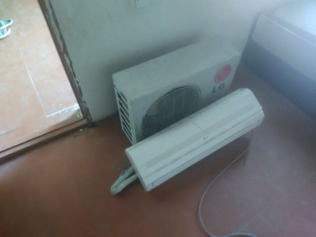 LG split kondisioner seti - Brend: LG - Tip: Divar tipli split sistem