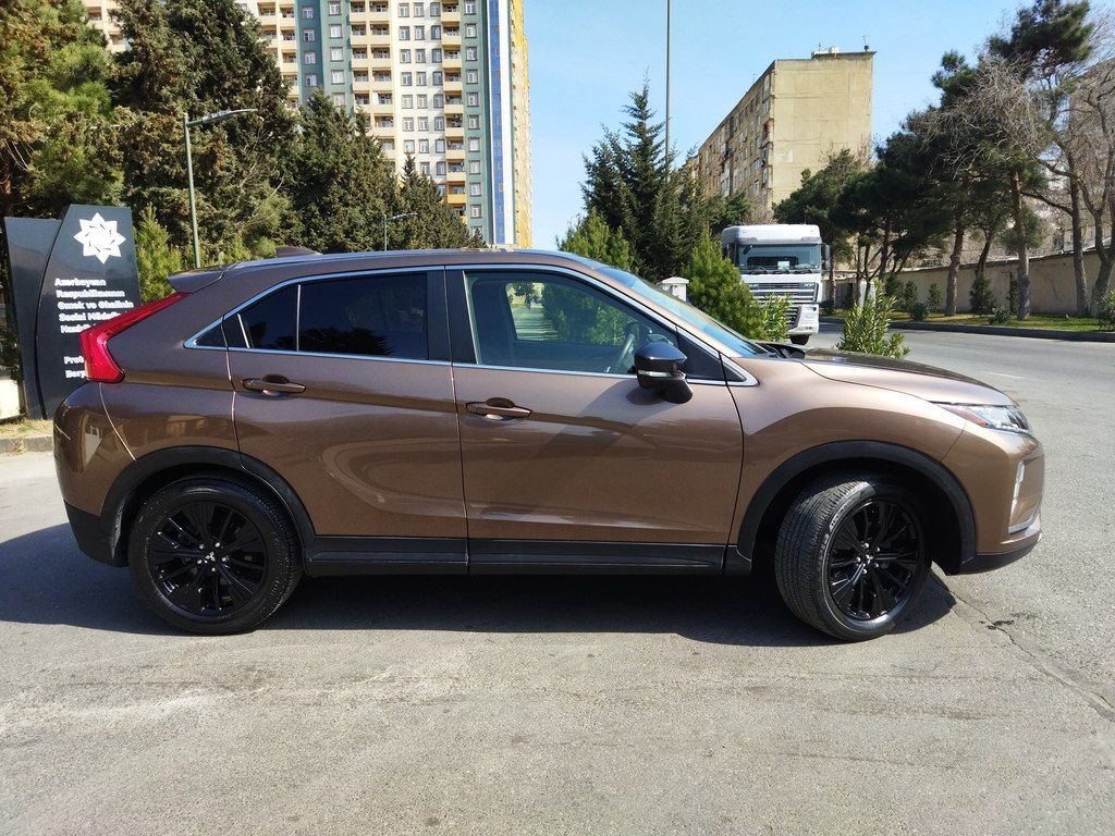Mitsubishi Eclipse Cross, 1.5 L, 2020 il, 56 000 km — Avtomobillər, Bakı (5)