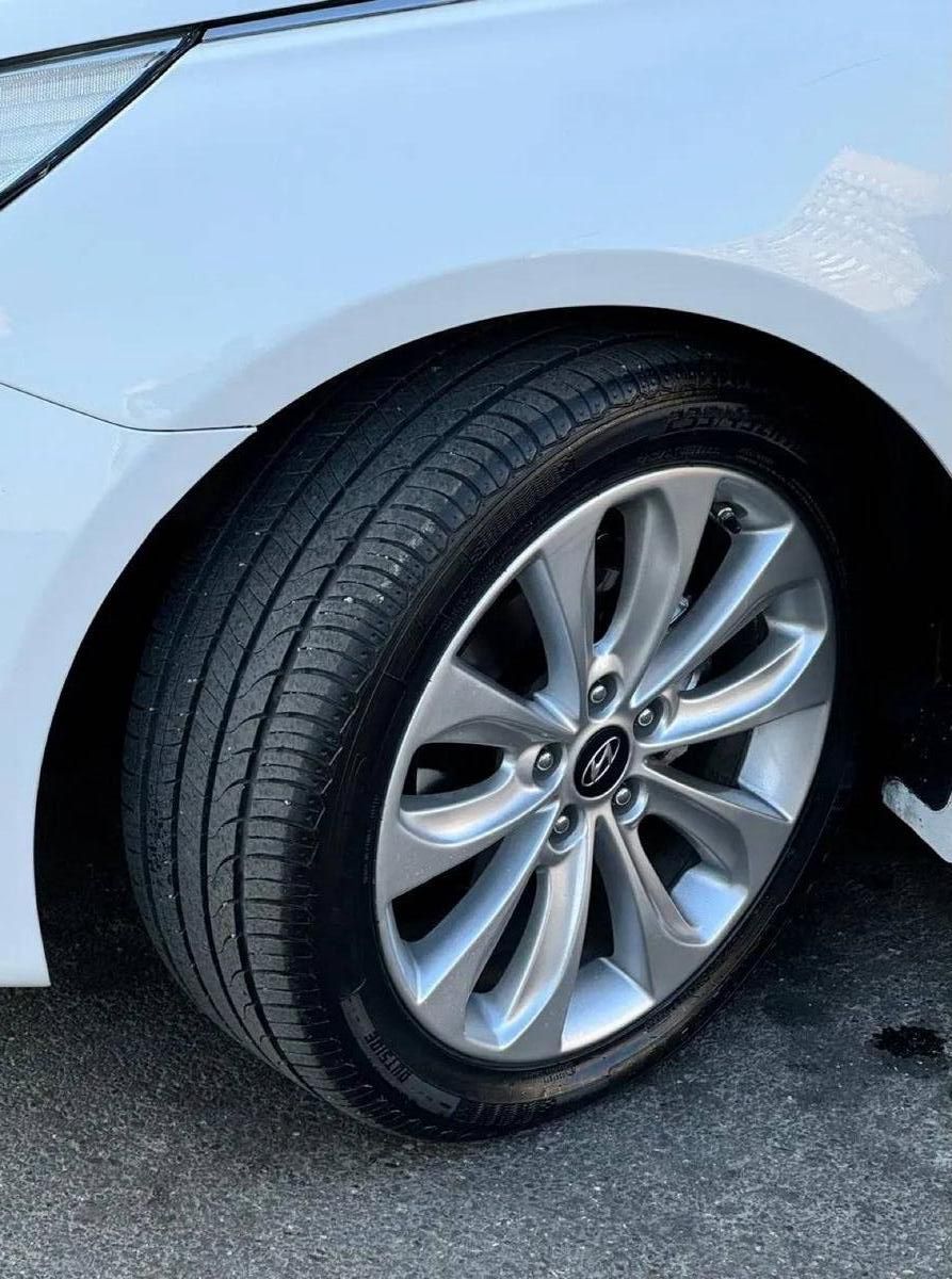 Hyundai Sonata 2010-2014 təkərləri 235/45 R18 — Ehtiyat hissələri və aksesuarlar, Bakı