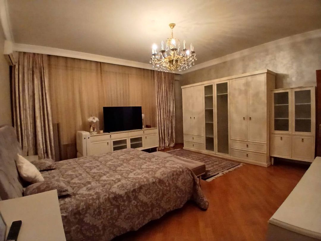 İcarəyə verilir 4 otaqlı yeni tikili 215 m² — Mənzil, Bakı (8)