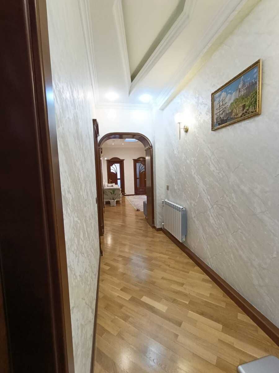 Satılır 4 otaqlı yeni tikili 145 m² — Mənzil, Bakı (7)