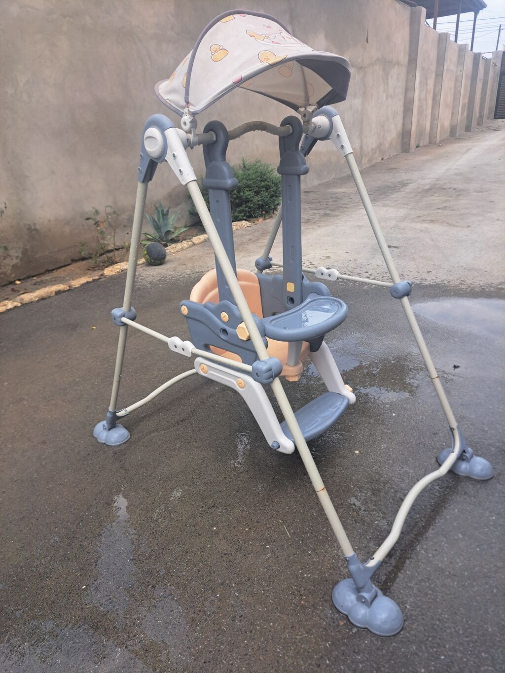 Uşaq yelləncəyi – baldaxanlı, təhlükəsiz kəmərli, metal çərçivəli - — Mebel, Digah