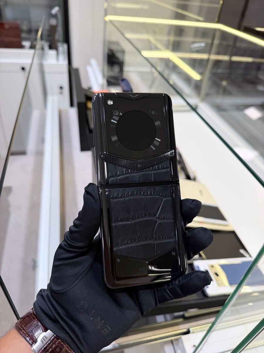 Vertu Ironflip Alligator Skin Basalt Black 512GB/12GB — Mallar, Bakı (2)