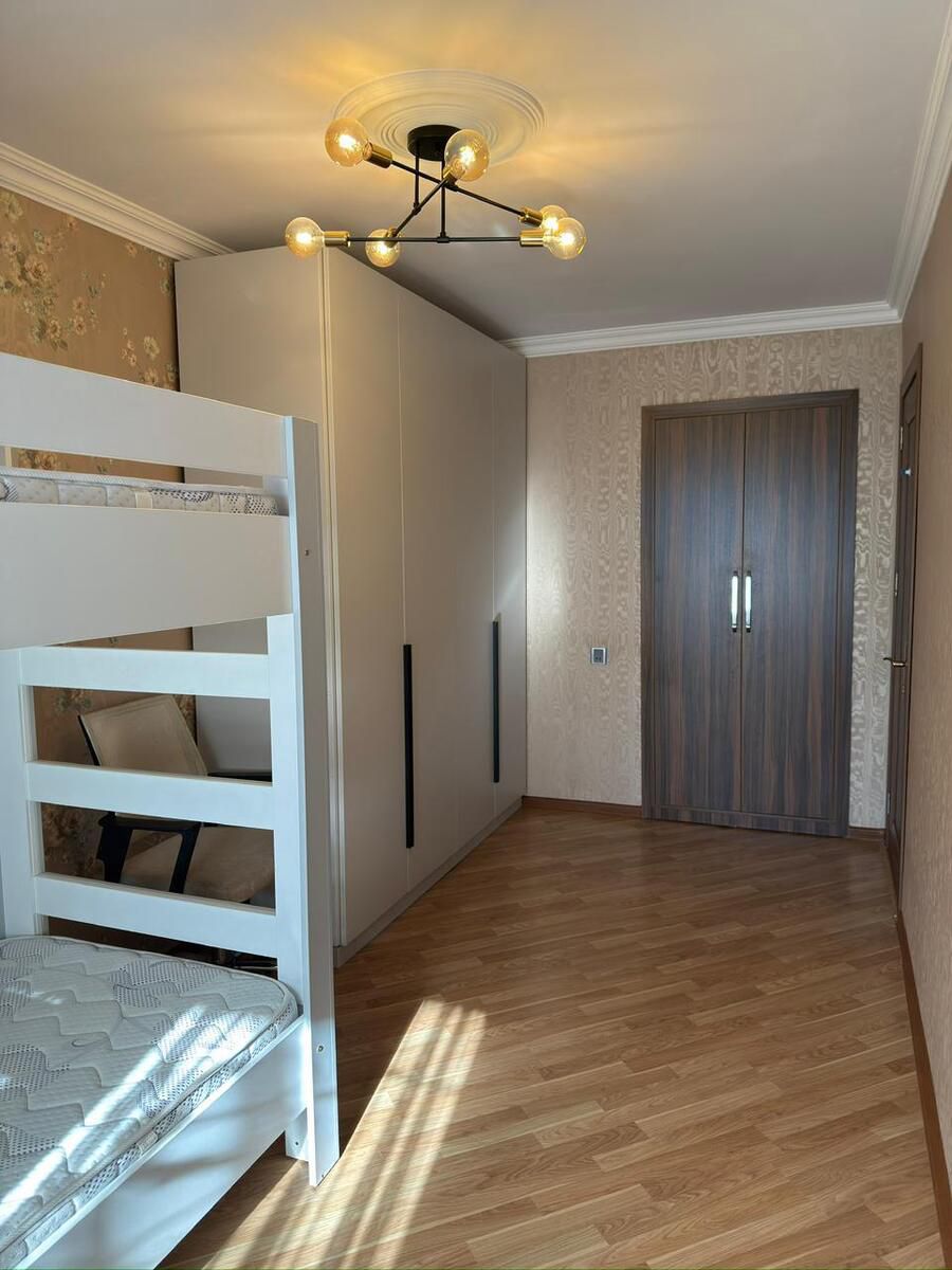 İcarəyə verilir 3 otaqlı köhnə tikili 90 m² — Mənzil, Bakı (9)
