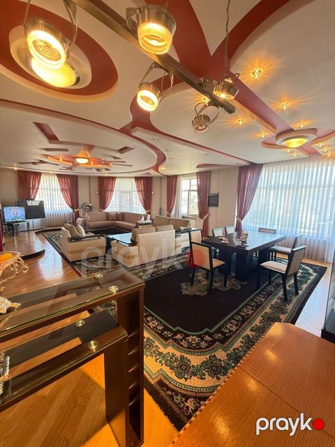 Satılır 5 otaqlı yeni tikili 286 m²