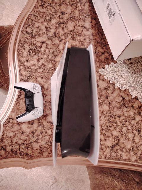 Salam ps 5 slim satılır,4-5 dəfəm istifadə olunufps plus var 1 illiy