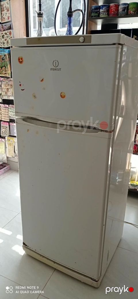 İşlənmiş 2 qapılı Indesit Soyuducu Satılır, rəng - Ağ