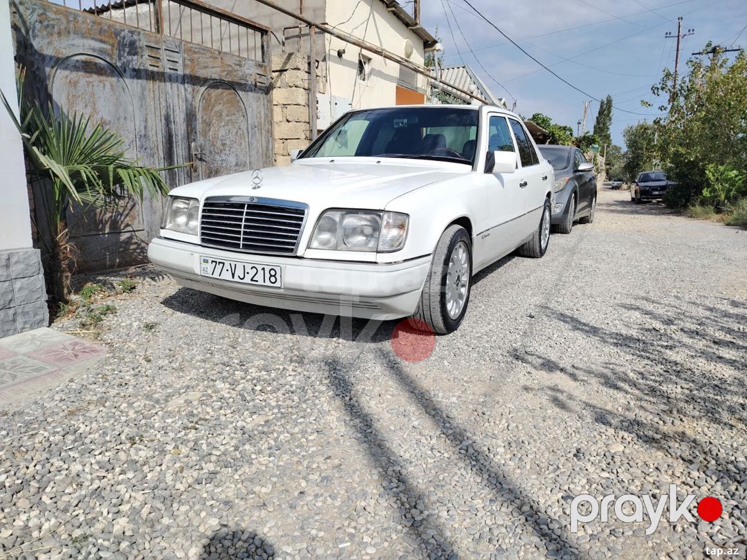 Mercedes E 220, 1994 il 77-VJ-218 — Avtomobillər, Bakı (3)