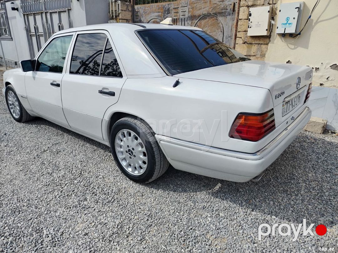 Mercedes E 220, 1994 il 77-VJ-218 — Avtomobillər, Bakı (6)
