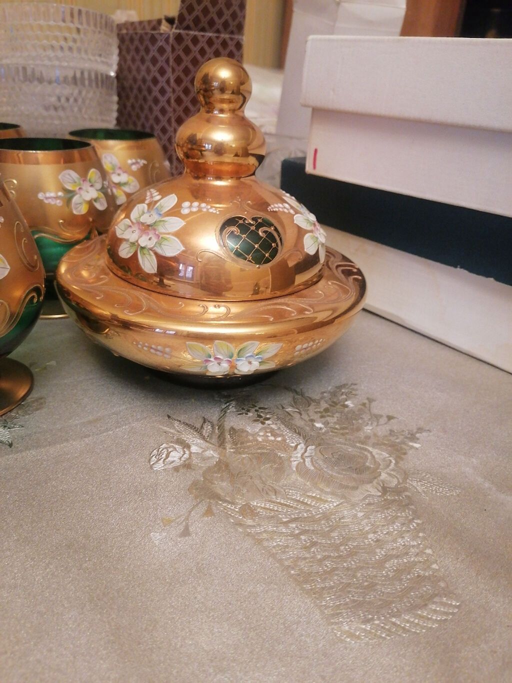 Konfet qabi. Bohemia. Her biri 40azn — Mallar, Bakı (2)