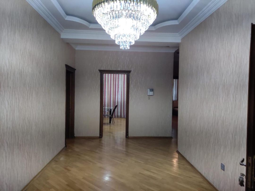 İcarəyə verilir 3 otaqlı yeni tikili 120 m² — Mənzil, Bakı (8)