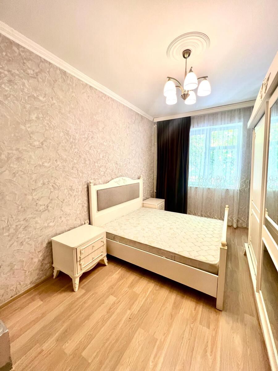 İcarəyə verilir 4 otaqlı köhnə tikili 122 m² — Mənzil, Bakı (7)