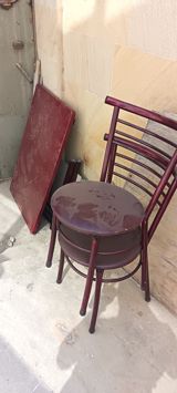 Metal yemək dəsti – tünd bordo rəngdə Komplekt: - 1 ədəd düzbucaqlı — yh327046