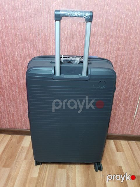 Sərt korpuslu təkərli çamadan - Material: Yüngül və davamlı sərt — Bakı