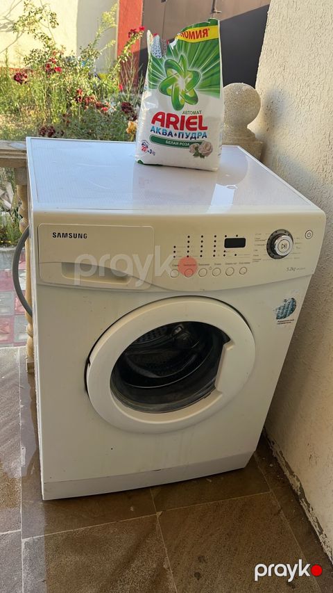 Paltaryuyan Samsung islek veziyyetdedir.Hecbir problemi yoxdu.Qiymeti