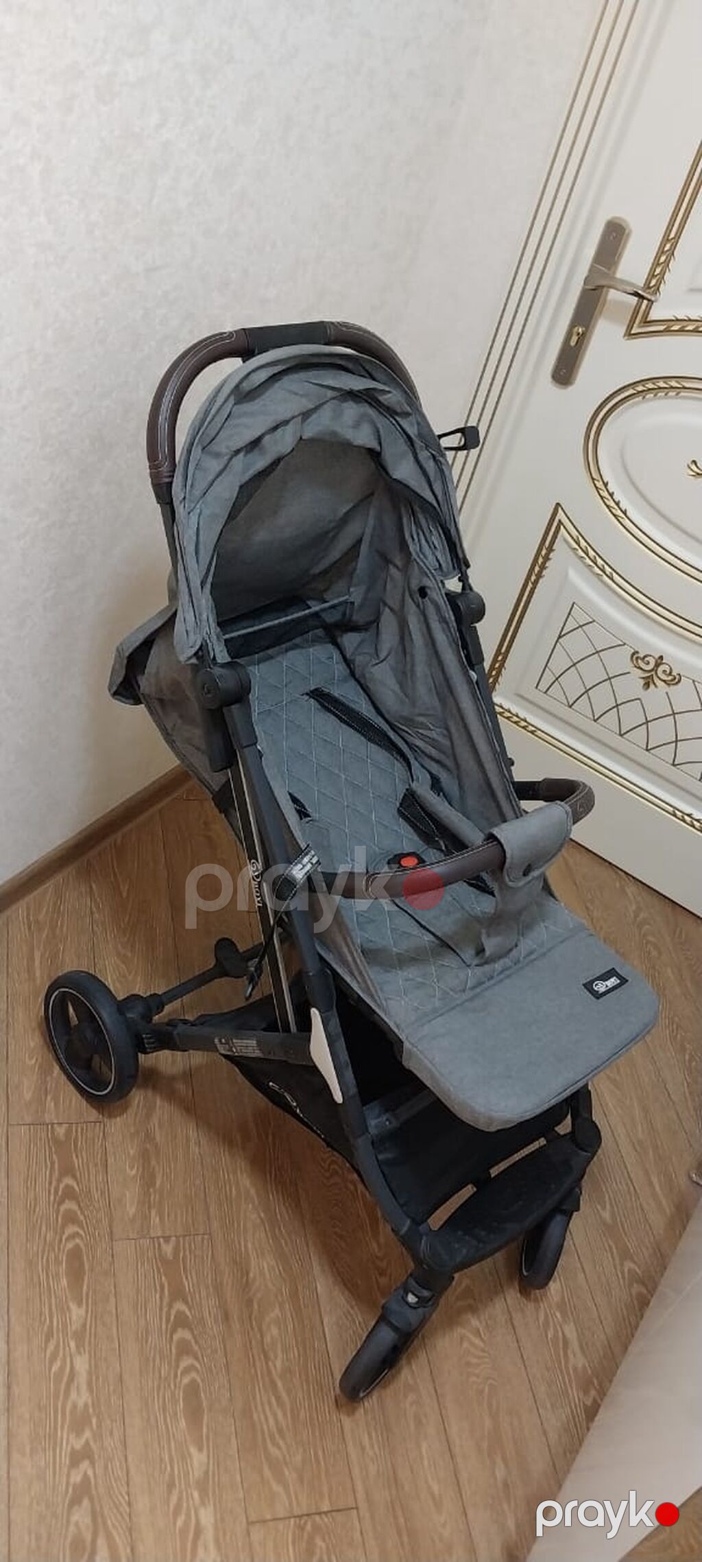 Kalaska teze kimidir qiymet son.Unvan Elit ticaret merkezinin yani — Arabalalar, Bakı (3)