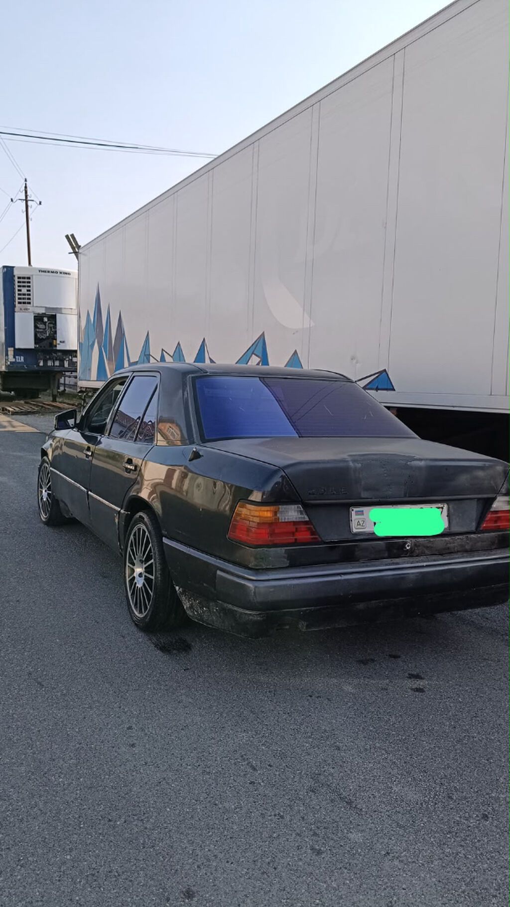 Mercedes-Benz 230: 2.3 l | 1985 il Sedan — Avto, Bakı (3)