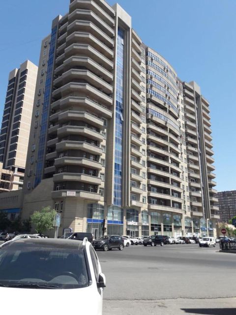 Satılır 2 otaqlı yeni tikili 126 m² — Bakı