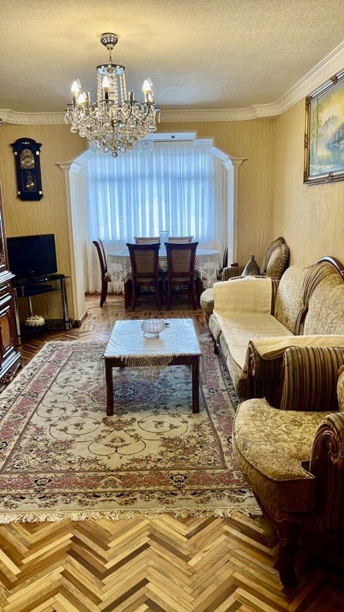 İcarəyə verilir 3 otaqlı köhnə tikili 68 m² — Mənzil, Bakı