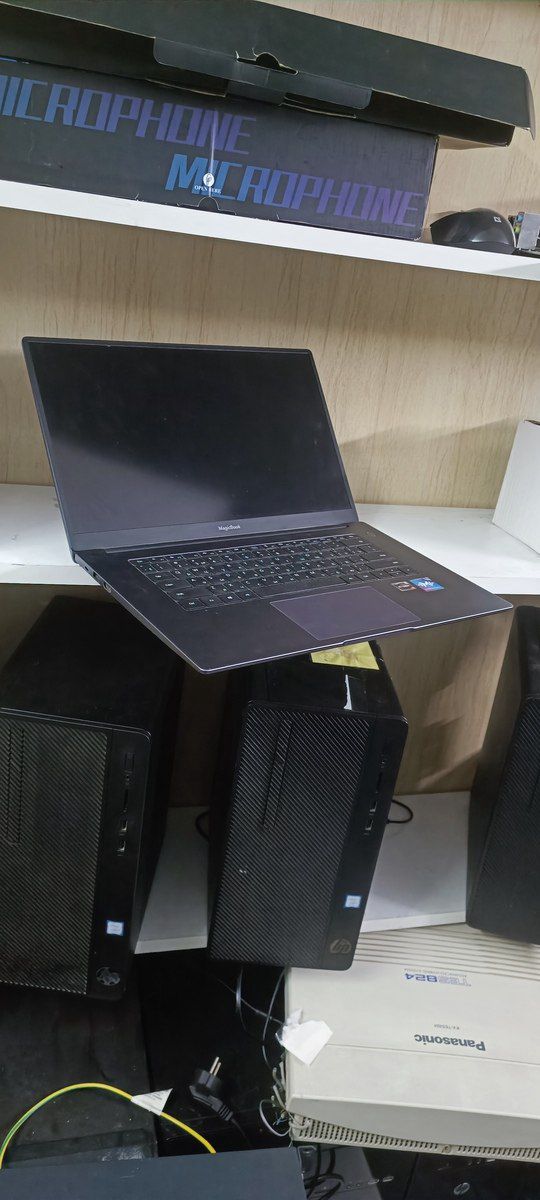 Huawei MagicBook — Ryzen 5 3500U, 8 GB RAM, 256 GB SSD — Lenovo, Bakı (2)
