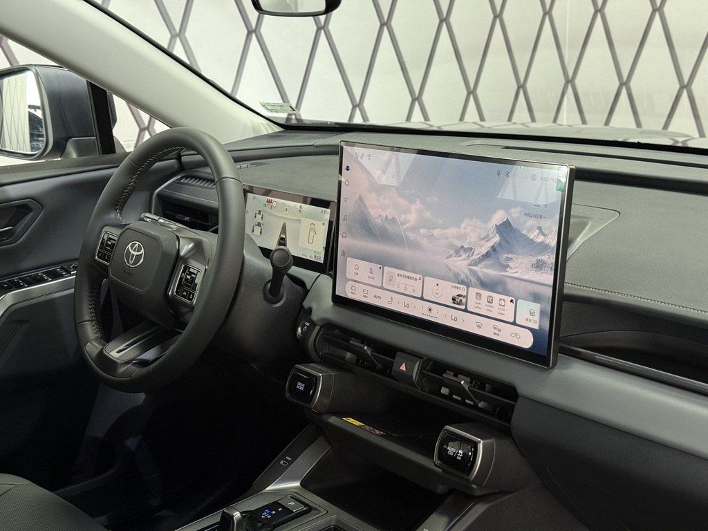 Toyota RAV4, 2.0 L, 1.6 kWh, 2026 il, yeni — Avtomobillər, Bakı (8)
