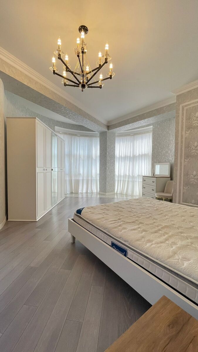 İcarəyə verilir 4 otaqlı yeni tikili 200 m² — Mənzil, Bakı (5)